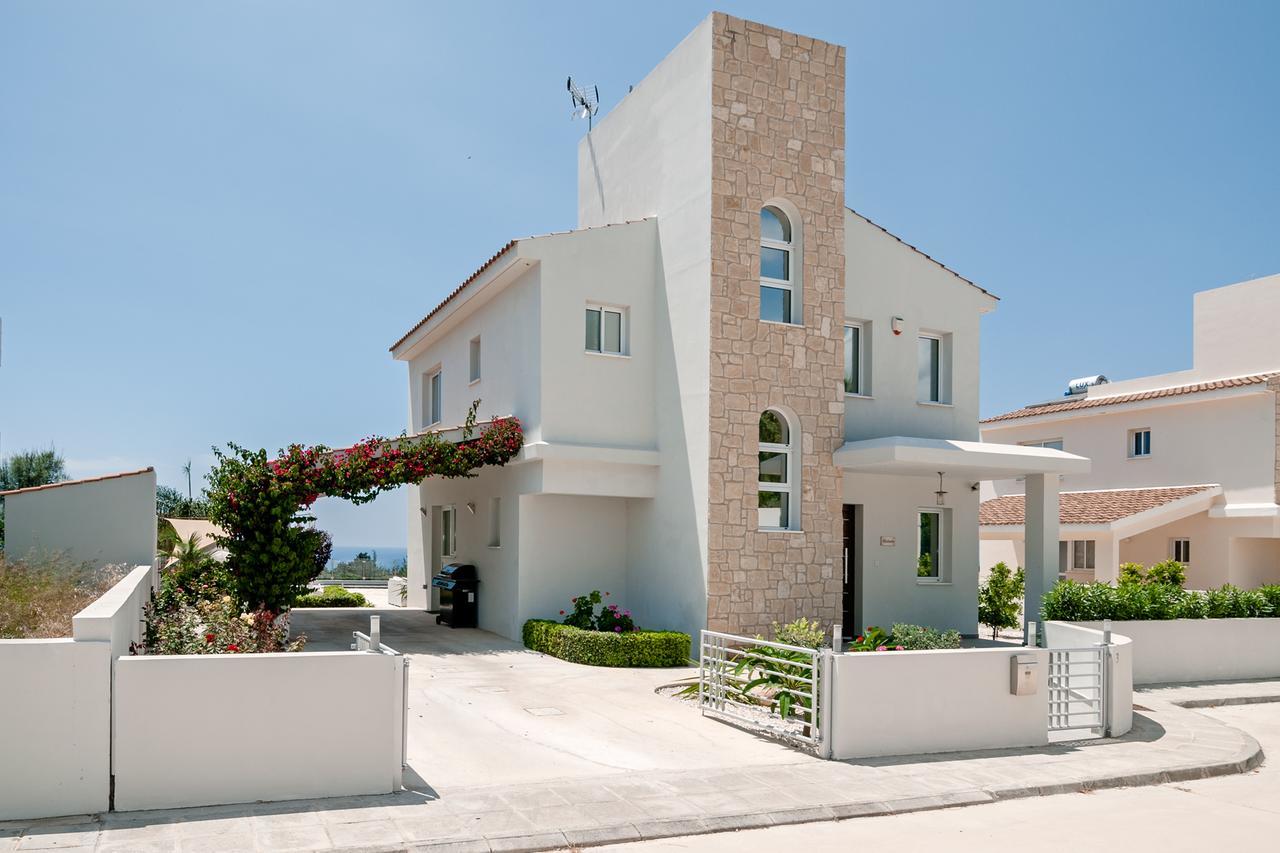 Villa Verdi: Luxury Villa With Private Pool 佩亚 外观 照片