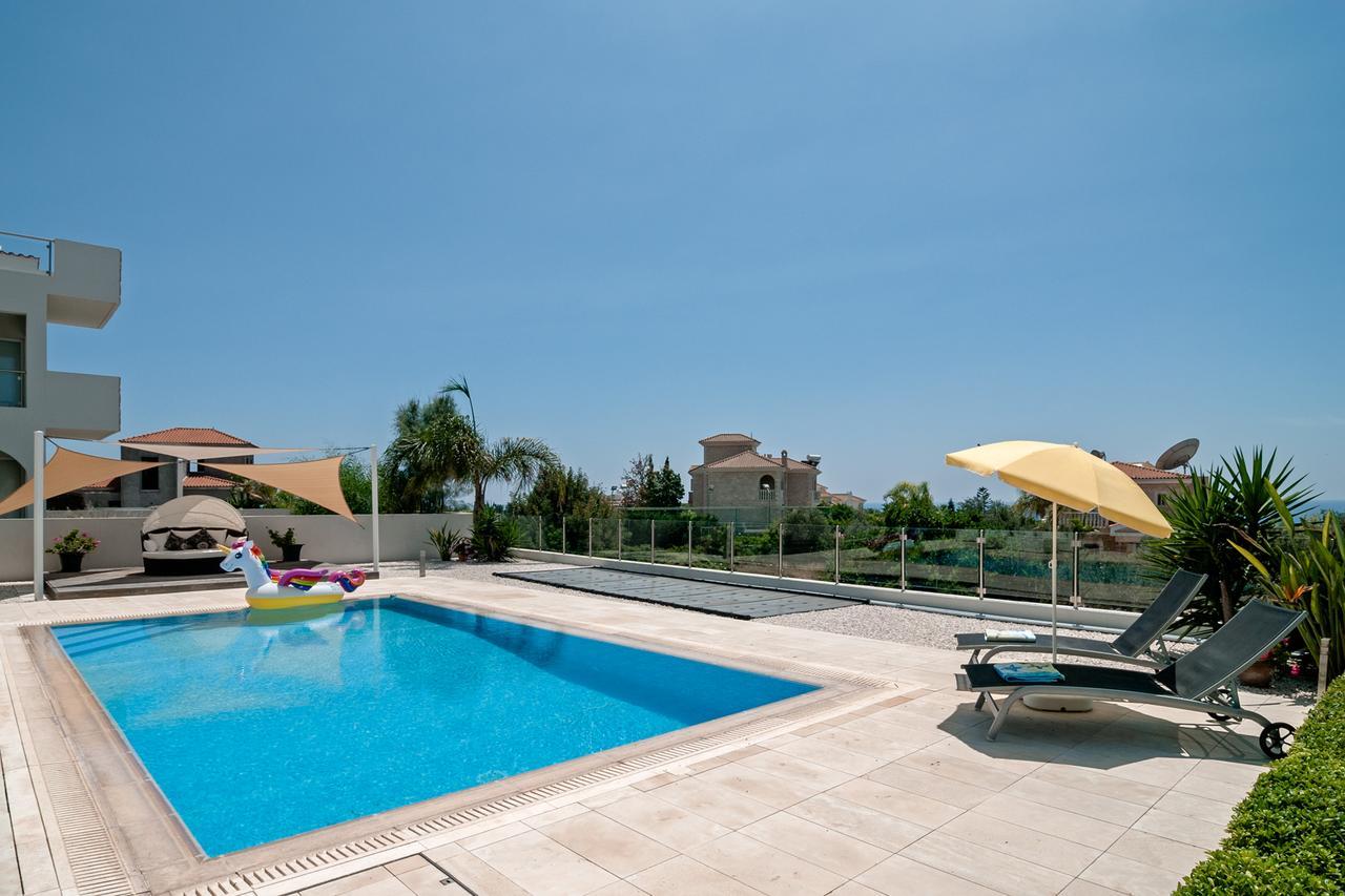 Villa Verdi: Luxury Villa With Private Pool 佩亚 外观 照片